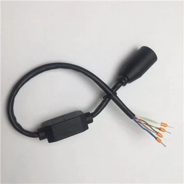 RJ45 adaptera kabelis